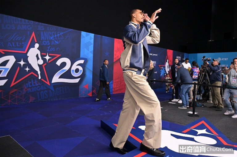 阿爾瓦雷斯,一季三冠加,創世界盃獨,皇冠体育app下载,皇冠体育官网,澳门皇冠体育,bet皇冠体育在线